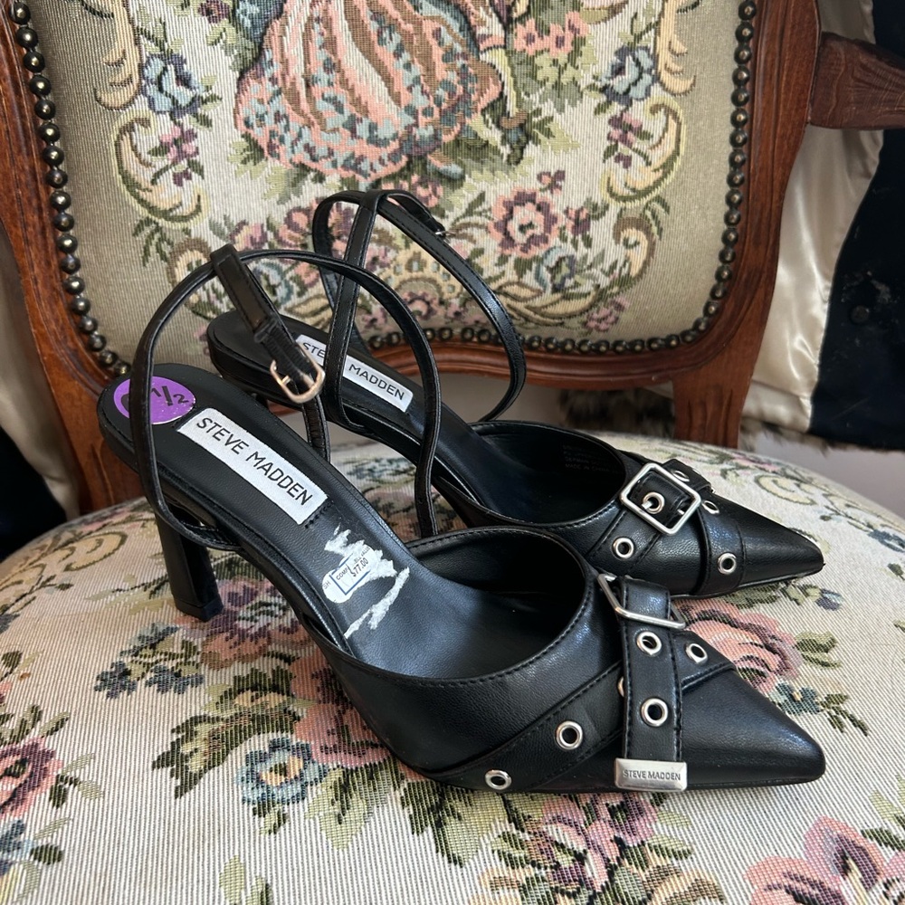 Steve Madden Black Strappy Heels